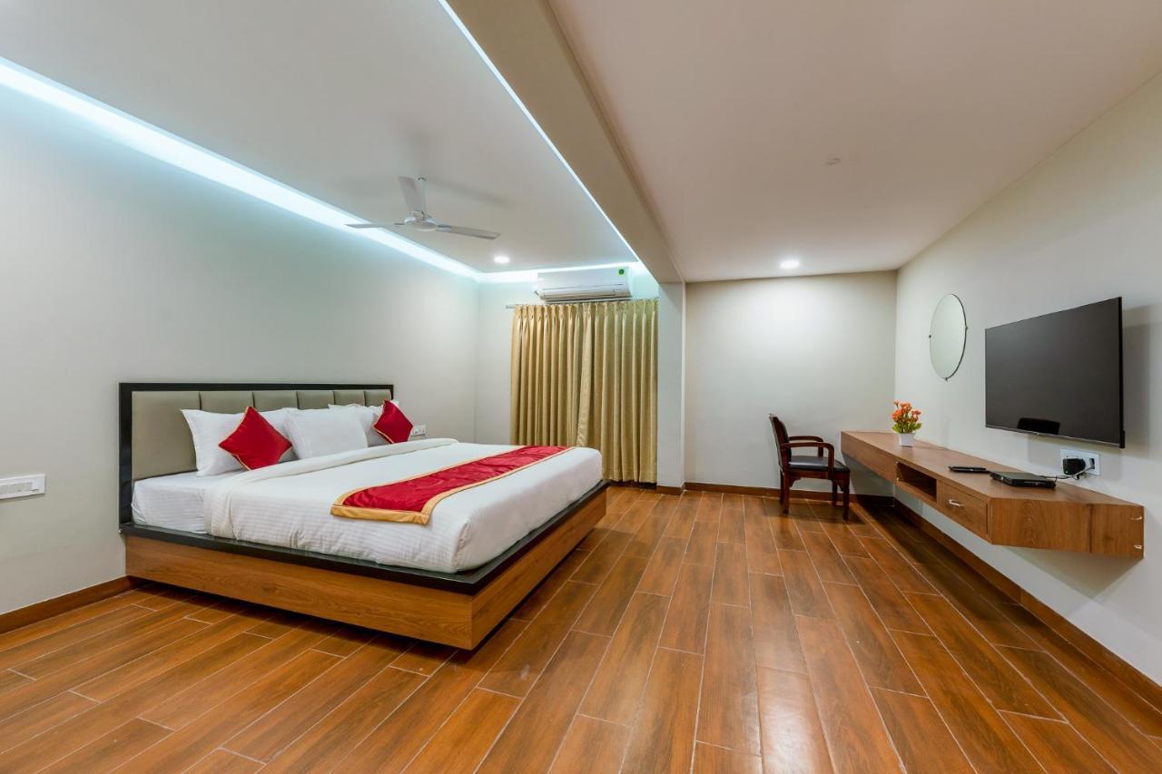 Vov Hotels Vijayapura Bijāpur Eksteriør billede