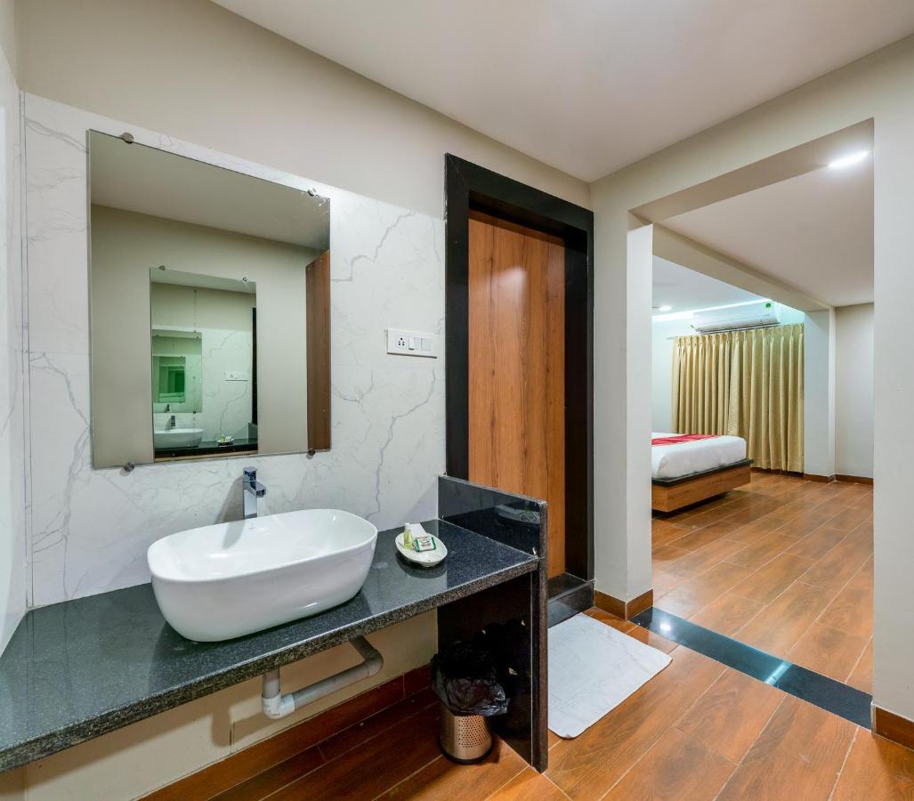Vov Hotels Vijayapura Bijāpur Eksteriør billede